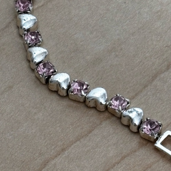 Avon pink & clear rhinestone bracelet/no missing stones/fits size 7 1/2 in wrist - Picture 3 of 9